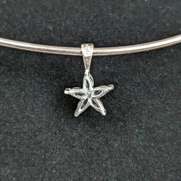 925 Topaz Flower Pendant - Picture 3 of 4